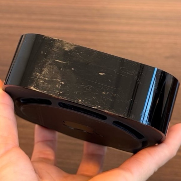 Apple Black Streaming Box - Picture 5 of 8